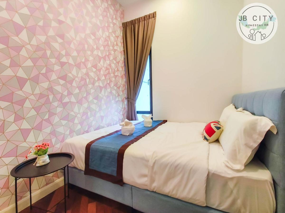 נוסג'יה Grand Medini Suites By Rr Jbcity מראה חיצוני תמונה